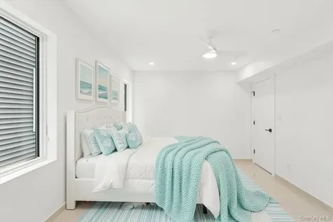18 New Hampshire Street Long Beach NY 11561