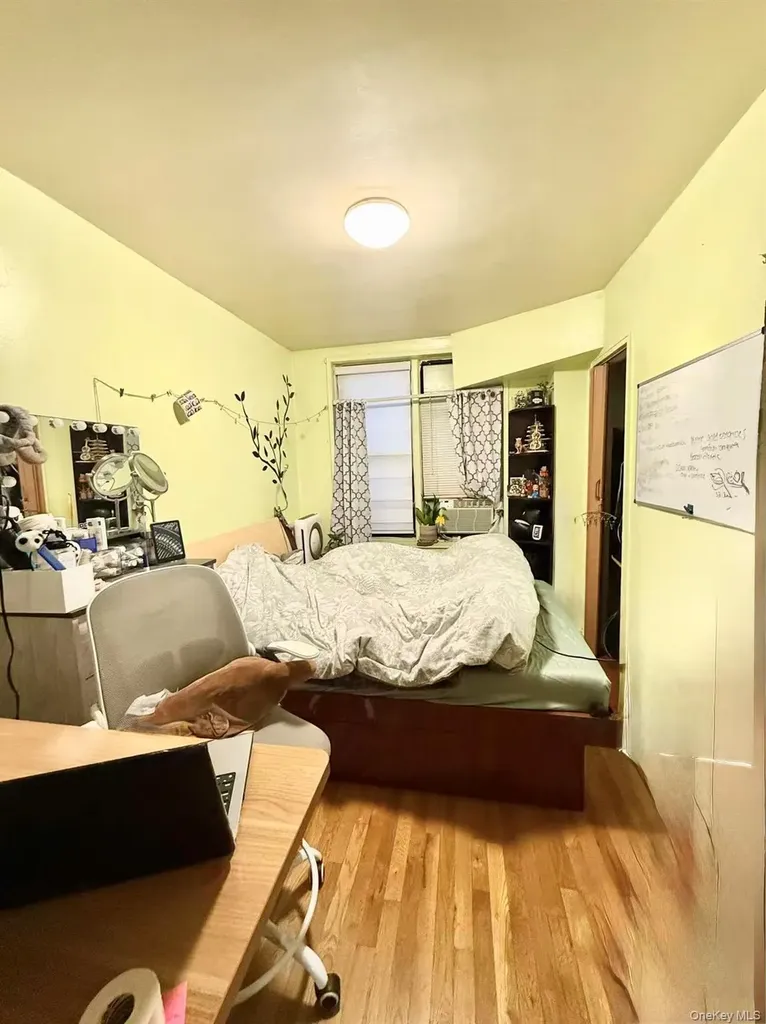 138-70 Elder Avenue Flushing NY 11355