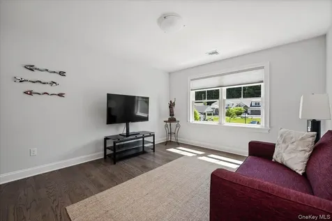 22 Elderberry Court Somers NY 10589
