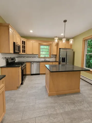 248 N Highland Avenue Chestnut Ridge NY 10965