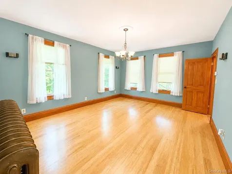 248 N Highland Avenue Chestnut Ridge NY 10965