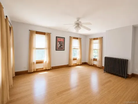 248 N Highland Avenue Chestnut Ridge NY 10965