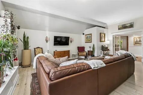 29 Three Sisters Road Saint James NY 11780