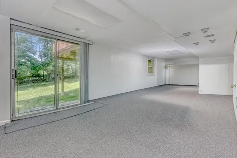 20 Dolphin Road New City NY 10956