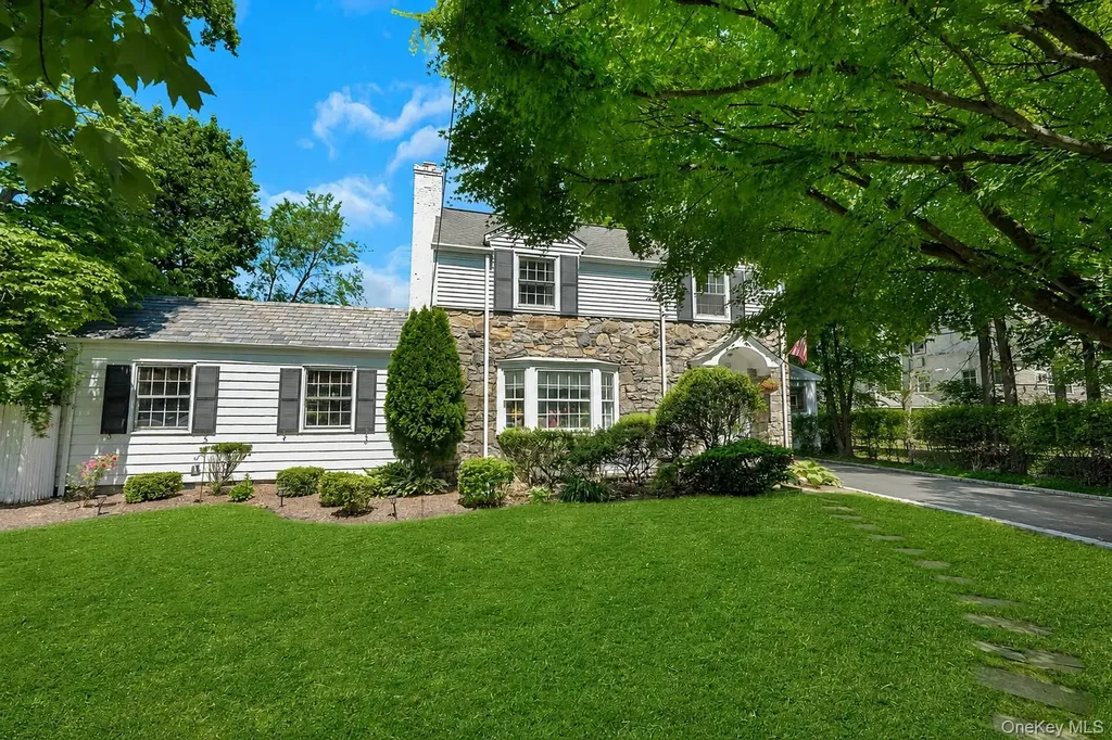 29 Deerfield Avenue Eastchester NY 10709