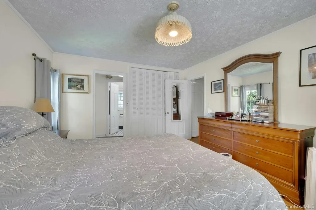 29 Deerfield Avenue Eastchester NY 10709