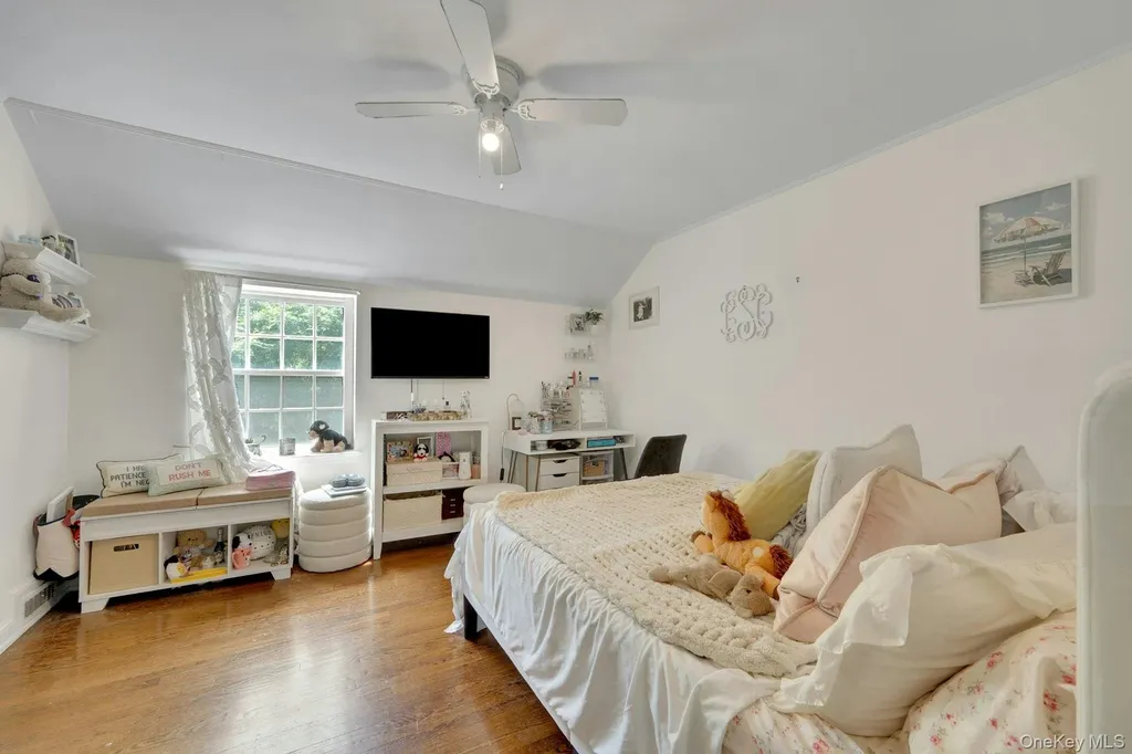 29 Deerfield Avenue Eastchester NY 10709