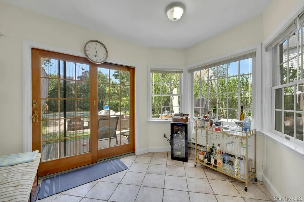 29 Deerfield Avenue Eastchester NY 10709
