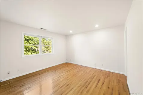 39 Clifford Place Harrison NY 10528