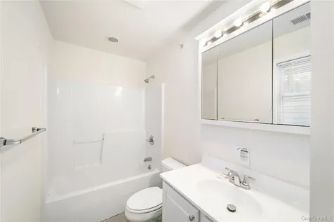 39 Clifford Place Harrison NY 10528