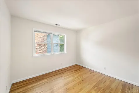 39 Clifford Place Harrison NY 10528