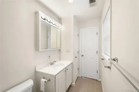39 Clifford Place Harrison NY 10528