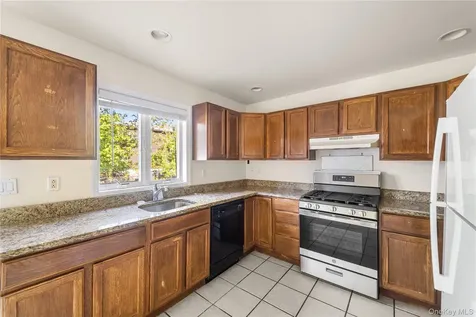 39 Clifford Place Harrison NY 10528