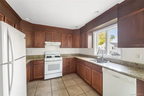 39 Clifford Place Harrison NY 10528