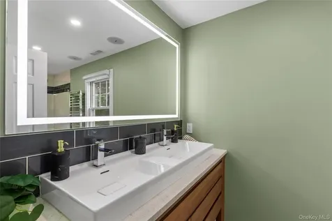 19 John Jay Place Rye NY 10580