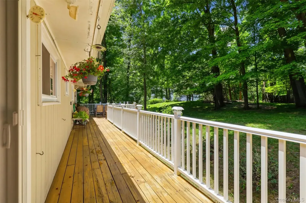 370 Furnace Dock Road Cortlandt Manor NY 10567