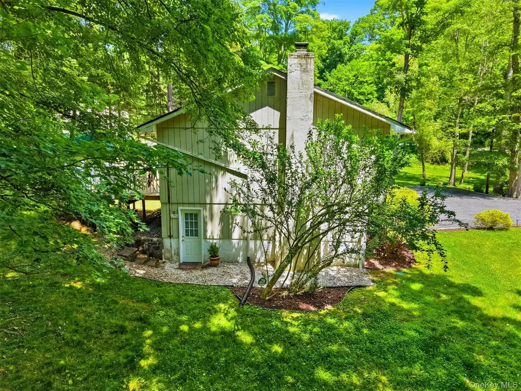 370 Furnace Dock Road Cortlandt Manor NY 10567