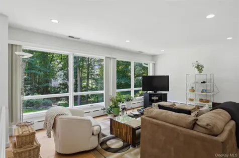 370 Furnace Dock Road Cortlandt Manor NY 10567