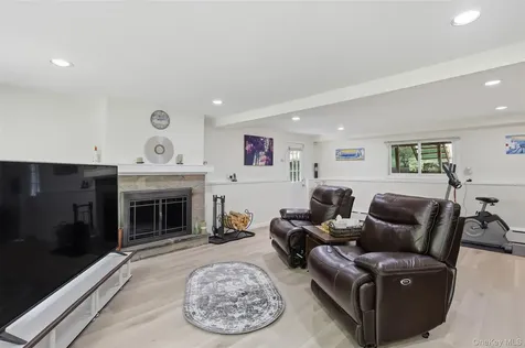 370 Furnace Dock Road Cortlandt Manor NY 10567