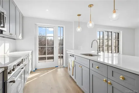 139 Fifth Avenue Pelham NY 10803