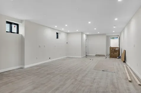 16428 77th Road Fresh Meadows NY 11366