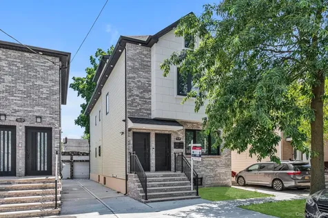 16428 77th Road Fresh Meadows NY 11366