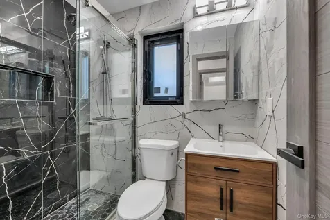 16428 77th Road Fresh Meadows NY 11366