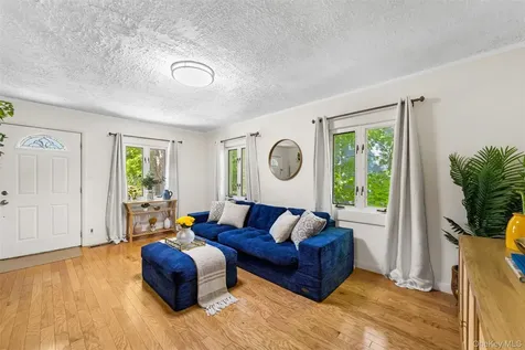 238 Tomahawk Street Yorktown Heights NY 10598
