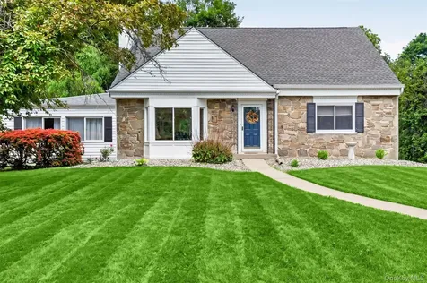 194 Wilbur Boulevard Poughkeepsie NY 12603