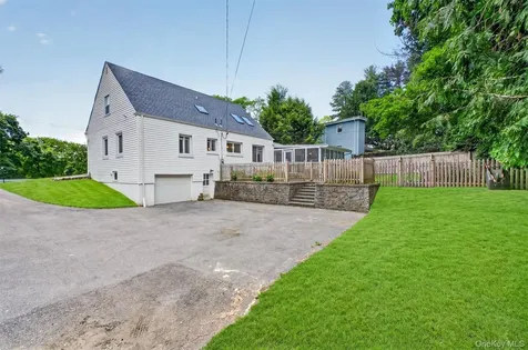 194 Wilbur Boulevard Poughkeepsie NY 12603