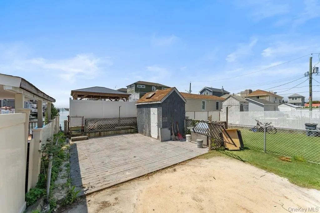 1107 Cross Bay Boulevard Broad Channel NY 11693