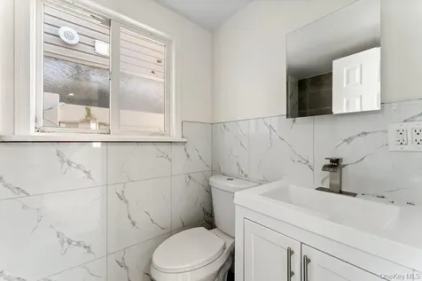 1107 Cross Bay Boulevard Broad Channel NY 11693