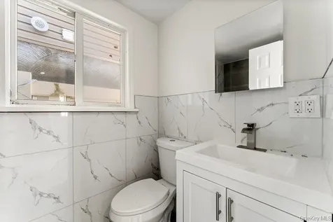 1107 Cross Bay Boulevard Broad Channel NY 11693