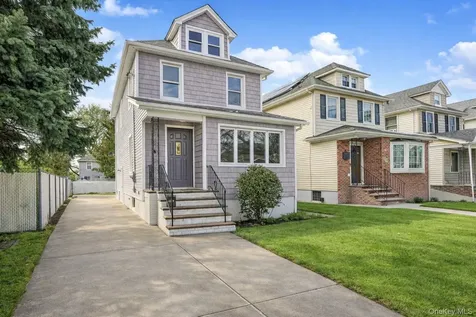 332 Willowbrook Staten Island NY 10314