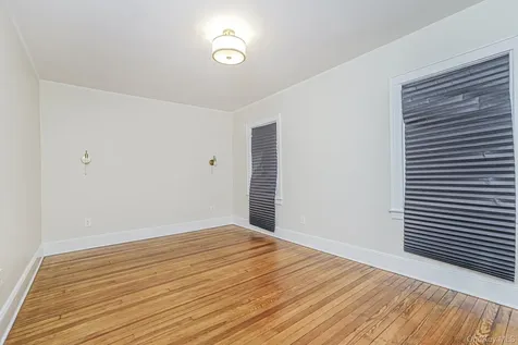 332 Willowbrook Staten Island NY 10314