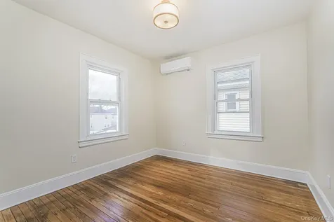 332 Willowbrook Staten Island NY 10314
