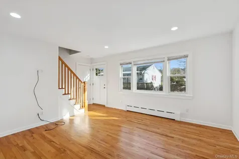 87 North Road Hampton Bays NY 11946