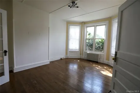 141 Saint James Street Kingston NY 12401