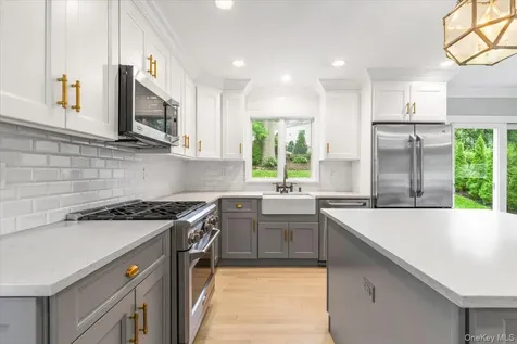 17 Tewkesbury Road Scarsdale NY 10583