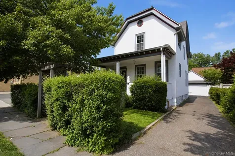 463 Beach Avenue Mamaroneck NY 10543