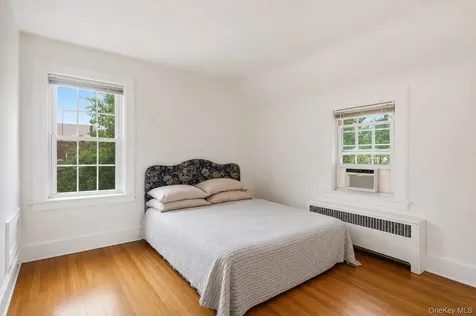 463 Beach Avenue Mamaroneck NY 10543