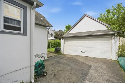 463 Beach Avenue Mamaroneck NY 10543