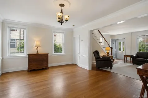 463 Beach Avenue Mamaroneck NY 10543