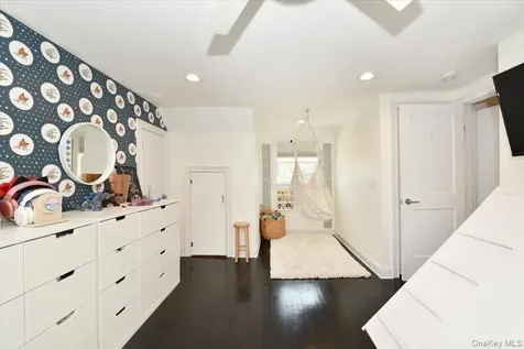 383 Violet Street Massapequa Park NY 11762