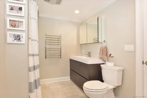 383 Violet Street Massapequa Park NY 11762