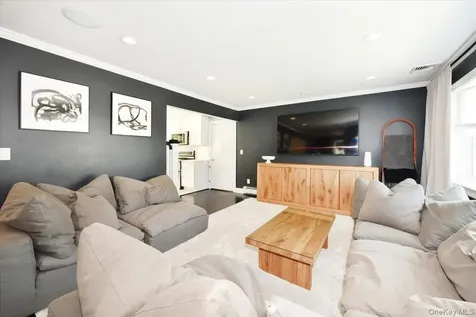 383 Violet Street Massapequa Park NY 11762