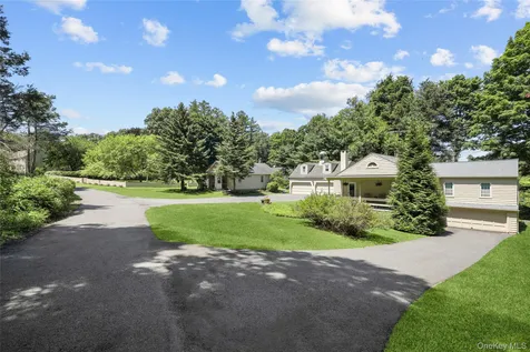9 Oregon Road Bedford Corners NY 10549