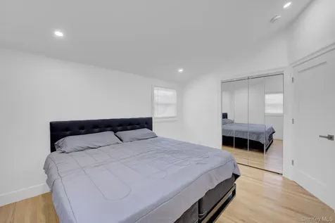 13 W 15th Street Deer Park NY 11729