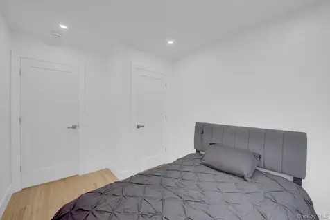 13 W 15th Street Deer Park NY 11729