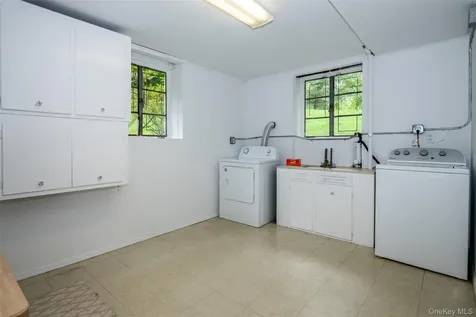 25 Crosshill Road Hartsdale NY 10530